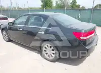 2012 Lincoln MKZ photo