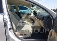 2012 Lincoln MKZ photo