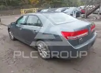 2012 Lincoln MKZ photo