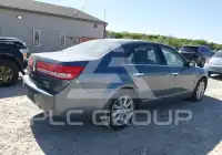 2012 Lincoln MKZ photo