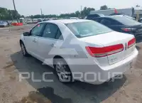2012 Lincoln MKZ photo