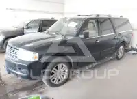 2012 Lincoln NAVIGATOR photo
