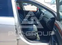 2012 Cadillac SRX photo