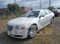 2012 Chrysler 300 photo