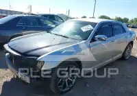 2012 Chrysler 300 photo