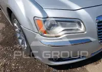 2012 Chrysler 300 фото