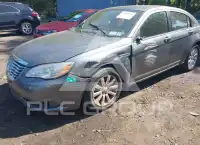 2012 Chrysler 200 photo