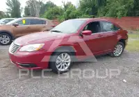 2012 Chrysler 200 photo