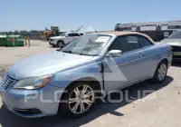 2012 Chrysler 200 photo