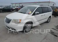 2012 Chrysler TOWN & COUNTRY фото