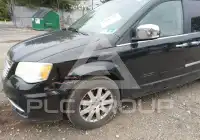 2012 Chrysler TOWN & COUNTRY фото