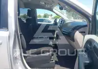 2012 Chrysler TOWN & COUNTRY фото