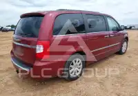 2012 Chrysler TOWN & COUNTRY photo