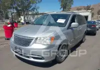 2012 Chrysler TOWN & COUNTRY фото