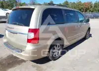 2012 Chrysler TOWN & COUNTRY фото