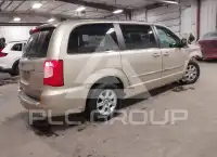 2012 Chrysler TOWN & COUNTRY photo