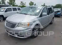2012 Chrysler TOWN & COUNTRY photo