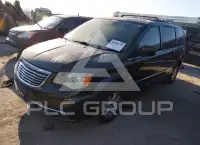 2012 Chrysler TOWN & COUNTRY фото