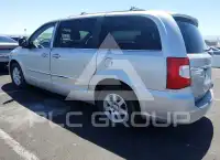 2012 Chrysler TOWN & COUNTRY photo