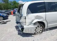 2012 Chrysler TOWN & COUNTRY photo