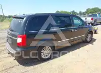 2012 Chrysler TOWN & COUNTRY фото