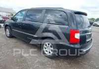 2012 Chrysler TOWN & COUNTRY photo