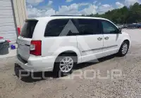 2012 Chrysler TOWN & COUNTRY фото
