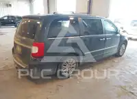 2012 Chrysler TOWN & COUNTRY фото
