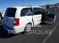 2012 Chrysler TOWN & COUNTRY photo