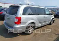 2012 Chrysler TOWN & COUNTRY photo