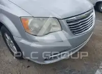 2012 Chrysler TOWN & COUNTRY photo