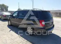 2012 Chrysler TOWN & COUNTRY фото