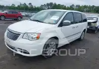 2012 Chrysler TOWN & COUNTRY фото