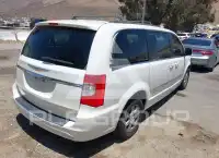 2012 Chrysler TOWN & COUNTRY фото