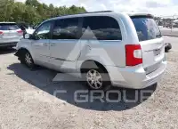 2012 Chrysler TOWN & COUNTRY фото