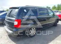 2012 Chrysler TOWN & COUNTRY photo
