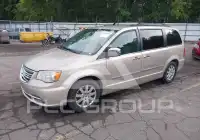 2012 Chrysler TOWN & COUNTRY фото