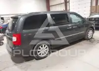 2012 Chrysler TOWN & COUNTRY photo
