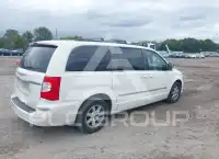 2012 Chrysler TOWN & COUNTRY фото