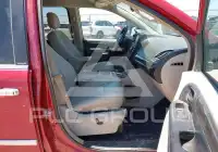 2012 Chrysler TOWN & COUNTRY фото