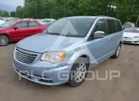 2012 Chrysler TOWN & COUNTRY photo