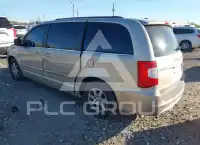 2012 Chrysler TOWN & COUNTRY фото