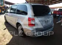 2012 Chrysler TOWN & COUNTRY фото