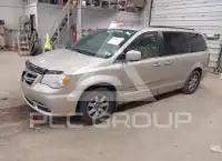 2012 Chrysler TOWN & COUNTRY photo