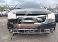 2012 Chrysler TOWN & COUNTRY photo