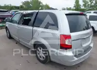 2012 Chrysler TOWN & COUNTRY photo