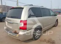 2012 Chrysler TOWN & COUNTRY photo
