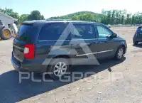 2012 Chrysler TOWN & COUNTRY фото