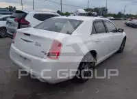 2012 Chrysler 300 photo