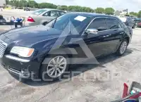 2012 Chrysler 300 photo